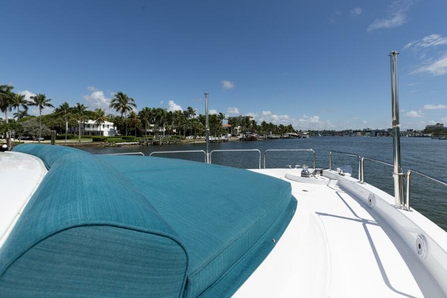 2014 Hatteras 80 - Photo 77