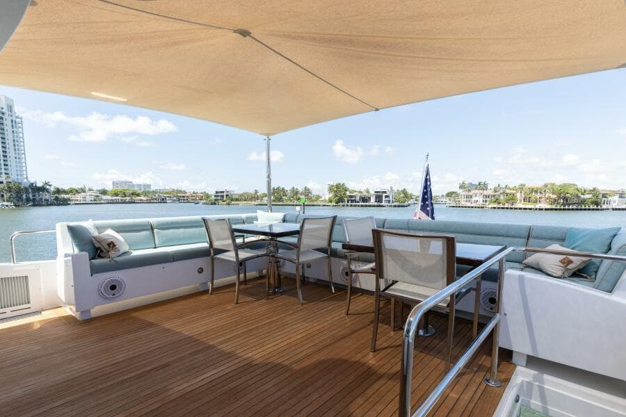 2014 Hatteras 80 - Photo 50