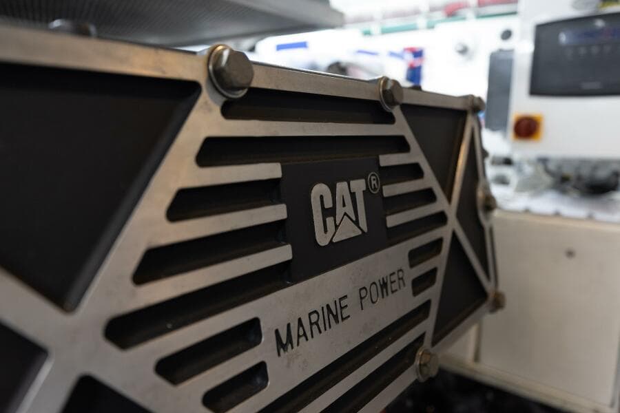 2014 Hatteras 80 - Photo 85