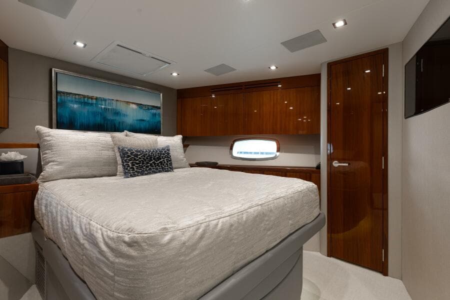 2014 Hatteras 80 - Photo 62