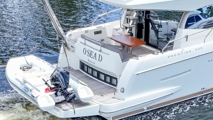 2018 Prestige 500 Flybridge