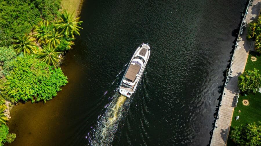 2018 Prestige 500 Flybridge