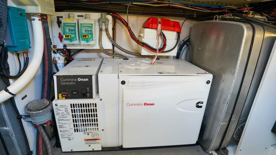 2018 Prestige 500 Flybridge