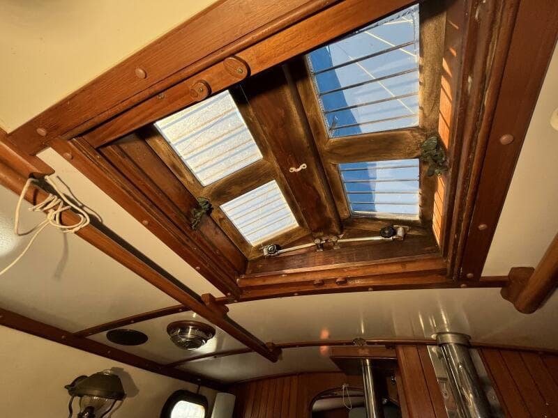 1982 Tayana Tayana 37