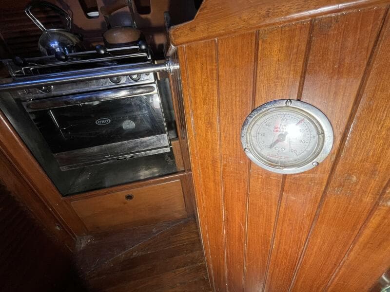 1982 Tayana Tayana 37