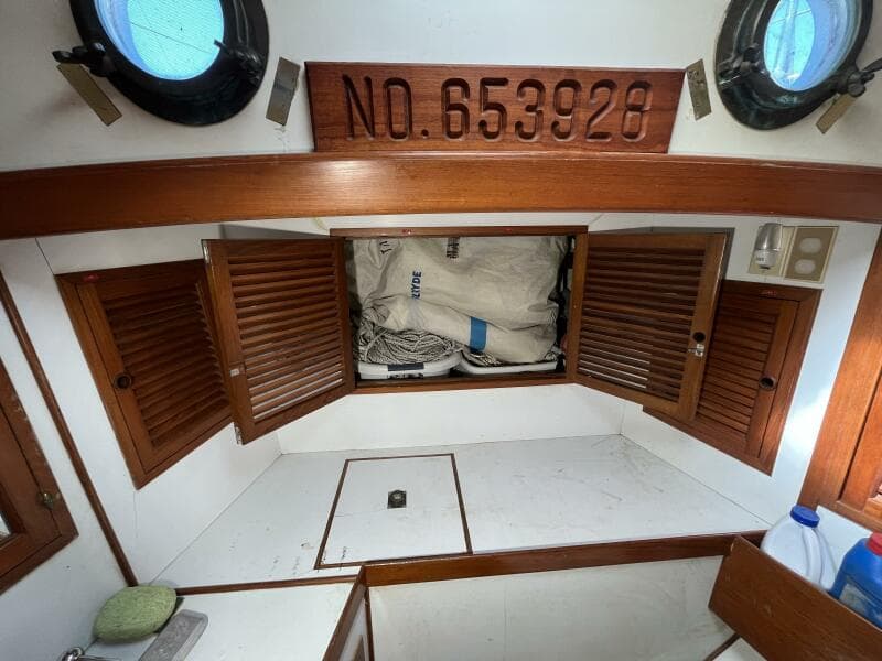 1982 Tayana Tayana 37