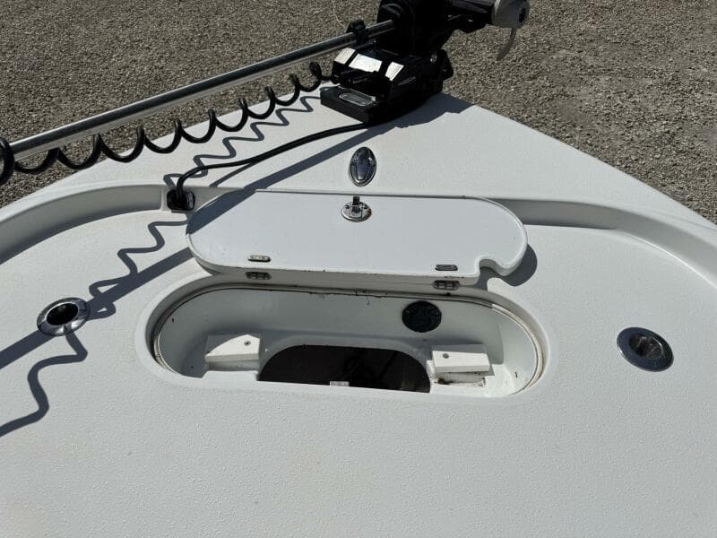 2016 Yellowfin 24 Bay