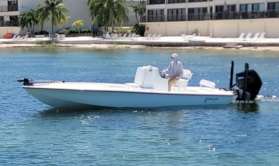 2016 Yellowfin 24 Bay