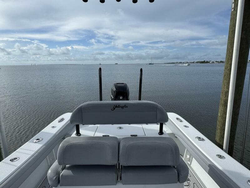 2021 Yellowfin 26 Hybrid