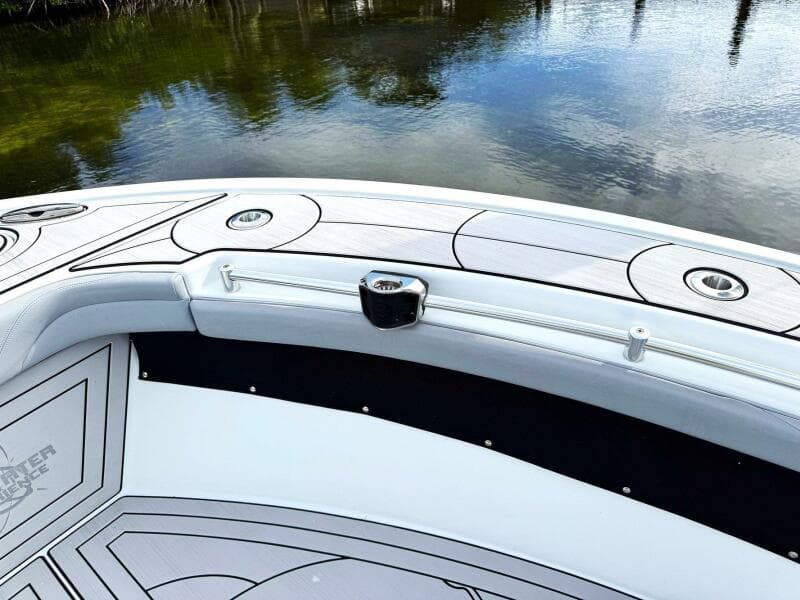 2021 Yellowfin 26 Hybrid