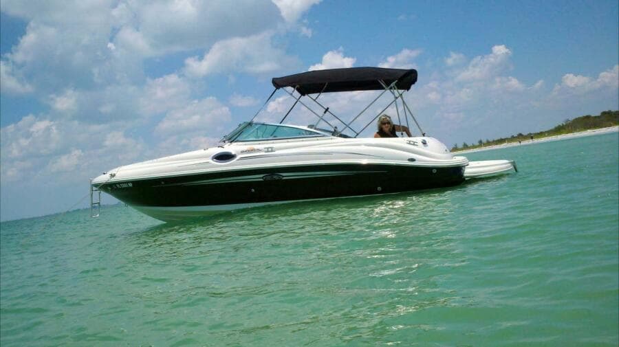 2007 Sea Ray 240 SUNDECK