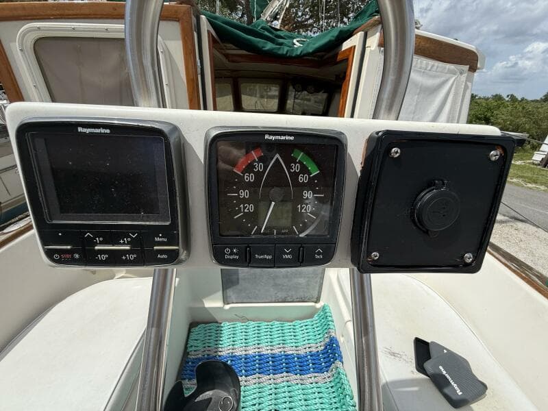 1994 Pacific Seacraft Pilothouse 32