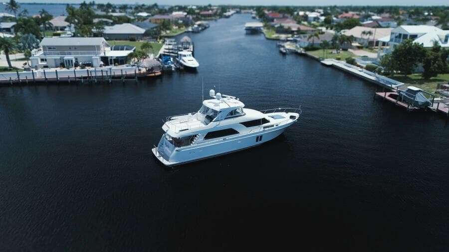 2015 Ocean Alexander 72