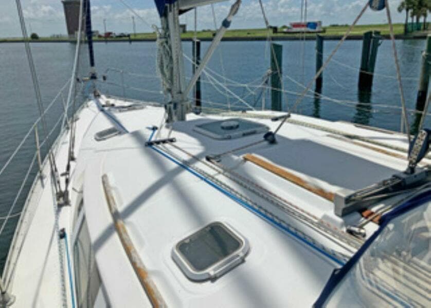 2002 Jeanneau 43DS