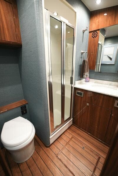 2025 Viking 46 Billfish