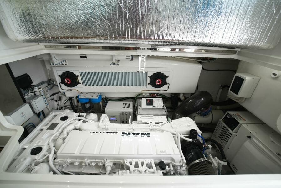 2025 Viking 46 Billfish