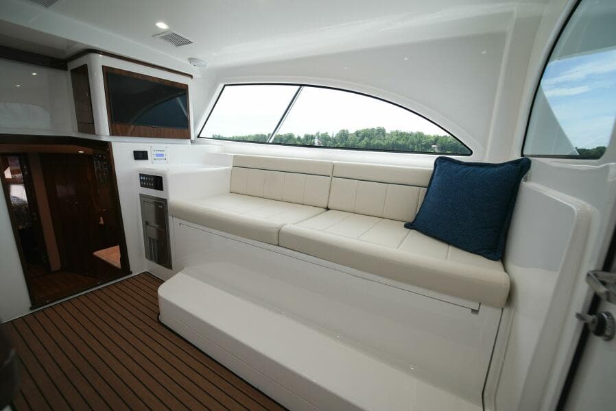 2025 Viking 46 Billfish