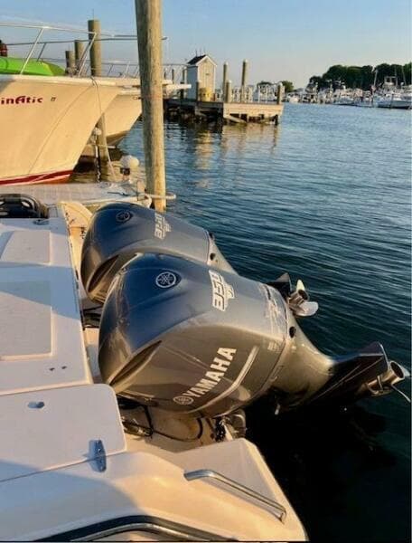 2008 Grady-White 330 Express