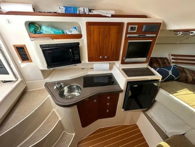 2008 Grady-White 330 Express