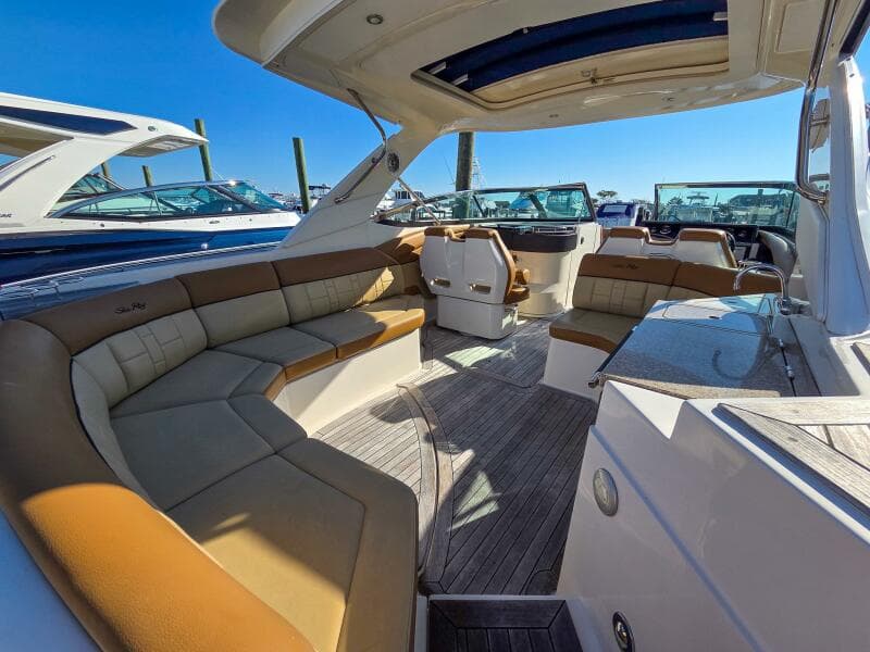 2015 Sea Ray 350 SLX