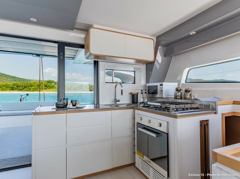 Sister Ship - EXCESS 15