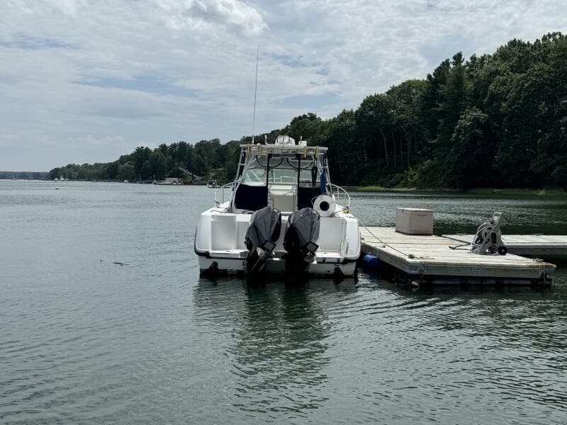1999 Boston Whaler 28 Conquest
