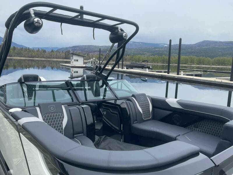 2024 Godfrey XP2700 W Twin