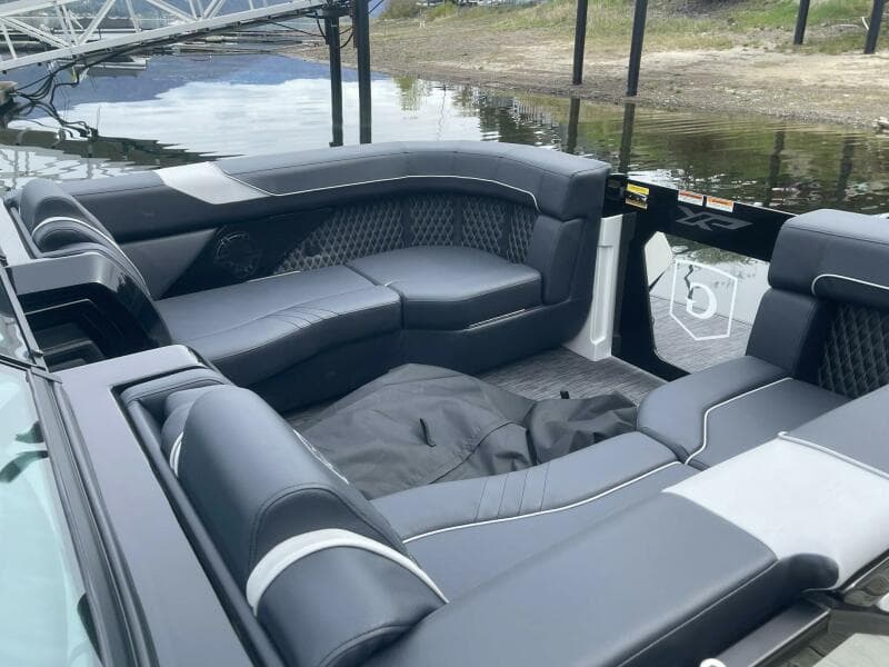 2024 Godfrey XP2700 W Twin