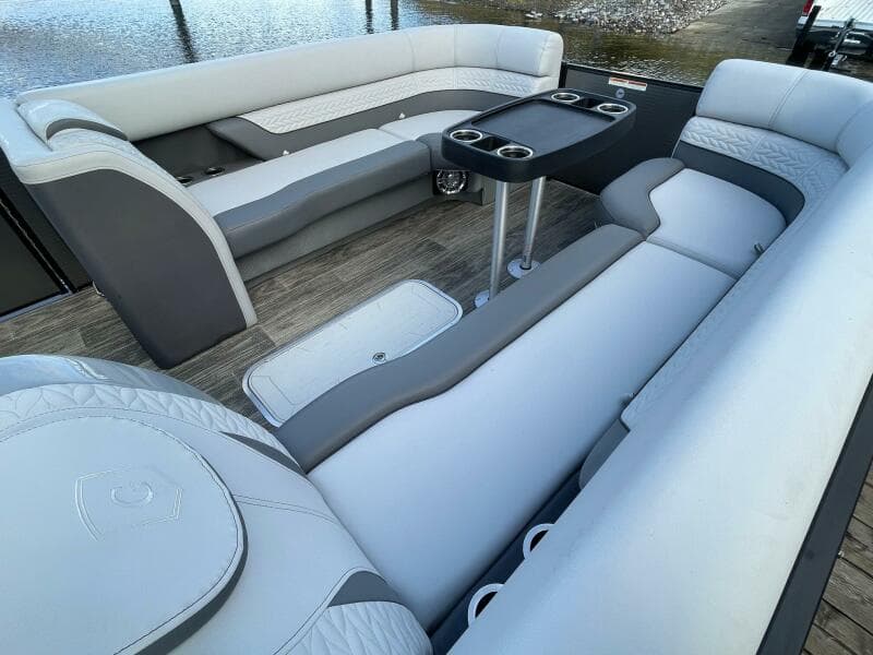 2024 Godfrey MC255DFL