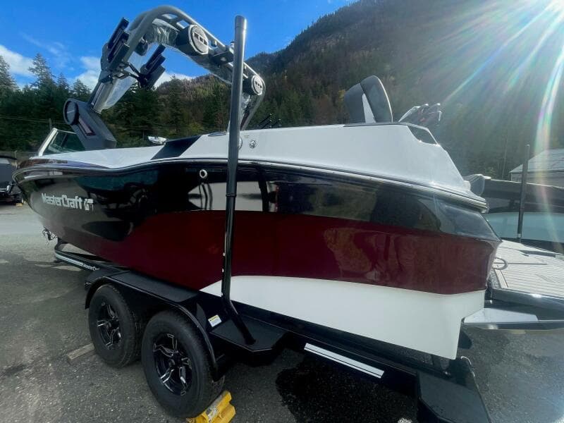 2024 Mastercraft XT24