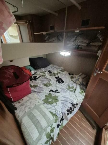 2002 Silverton 38 Convertible