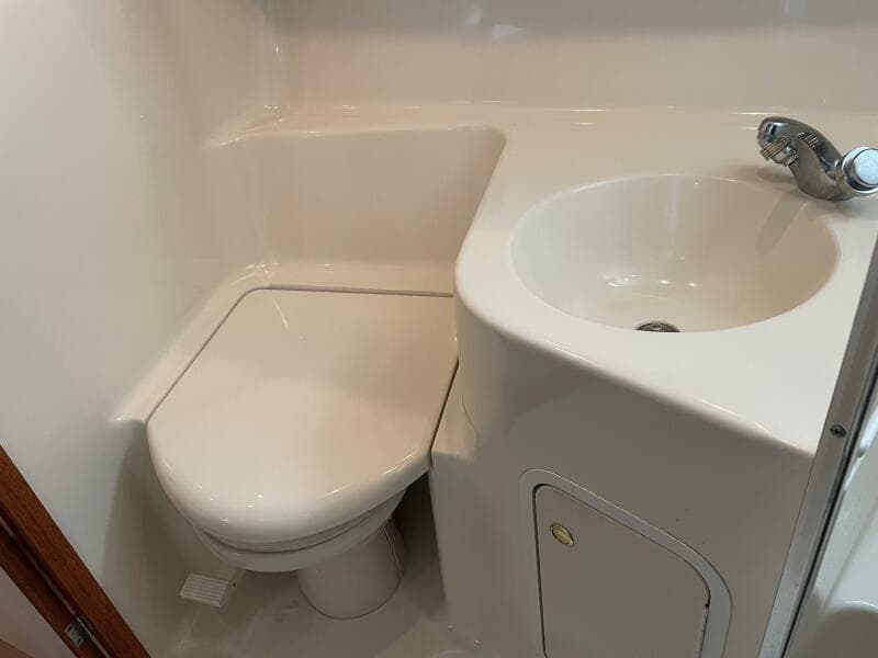 2000 Sea Ray 400 Sedan Bridge