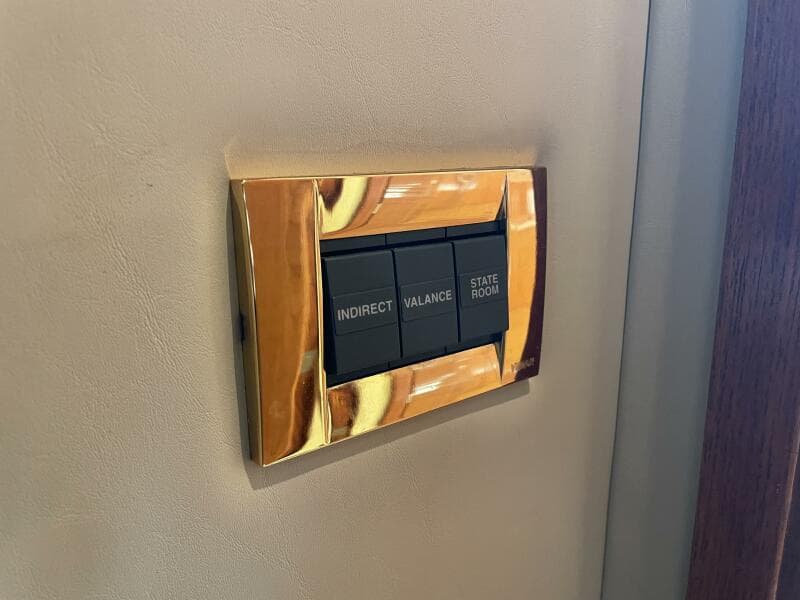 2000 Sea Ray 400 Sedan Bridge