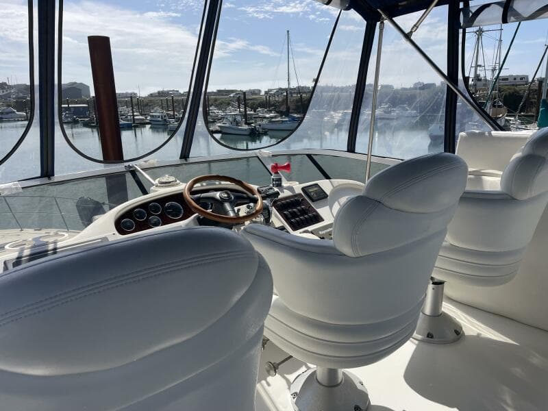 2000 Sea Ray 400 Sedan Bridge