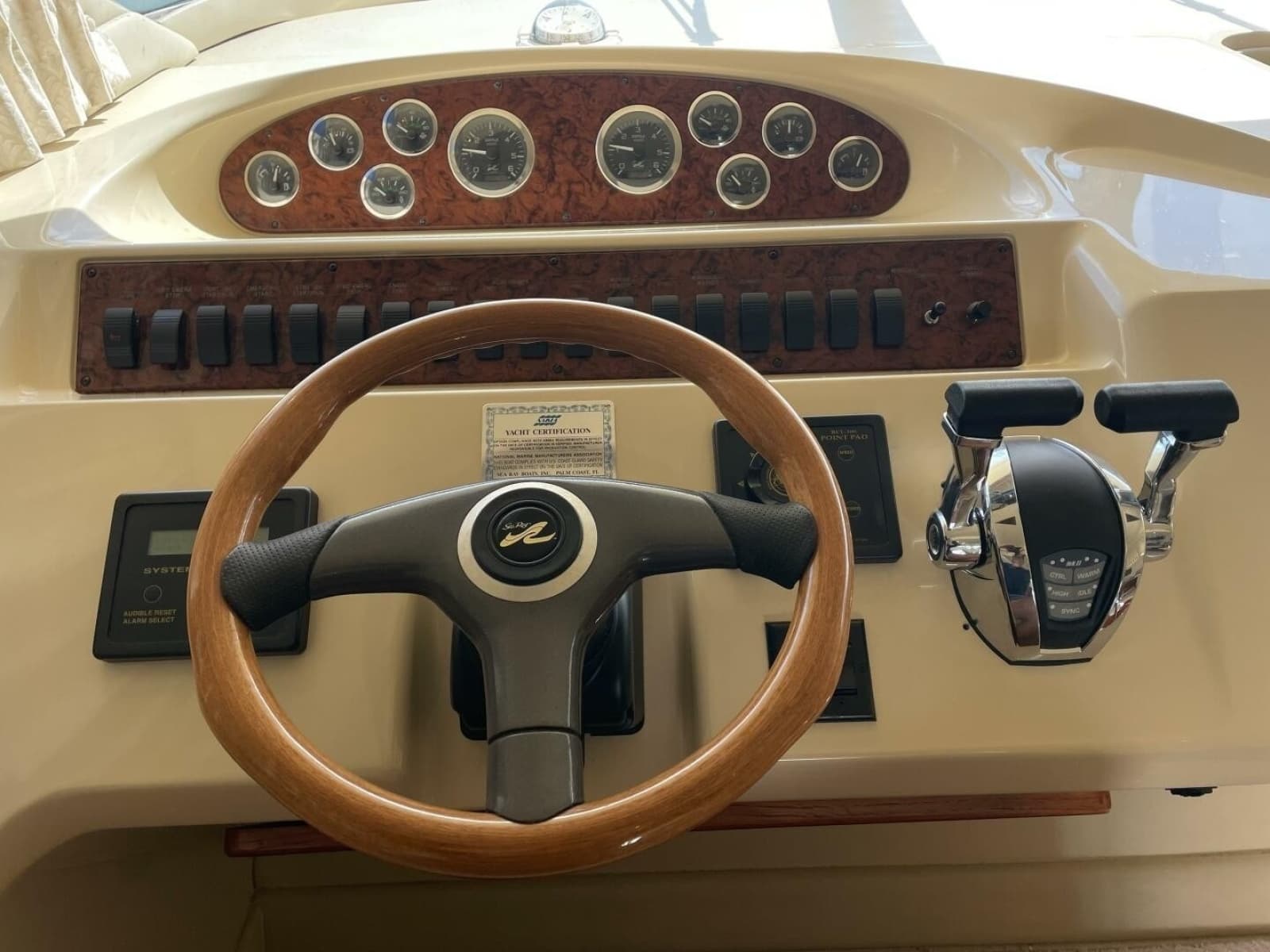 2000 Sea Ray 400 Sedan Bridge - Photo 53