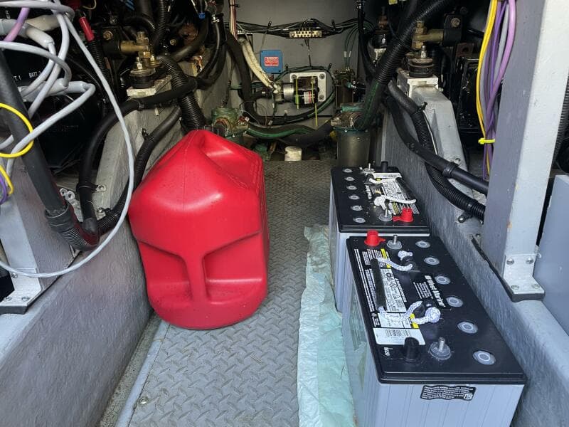 2000 Sea Ray 400 Sedan Bridge