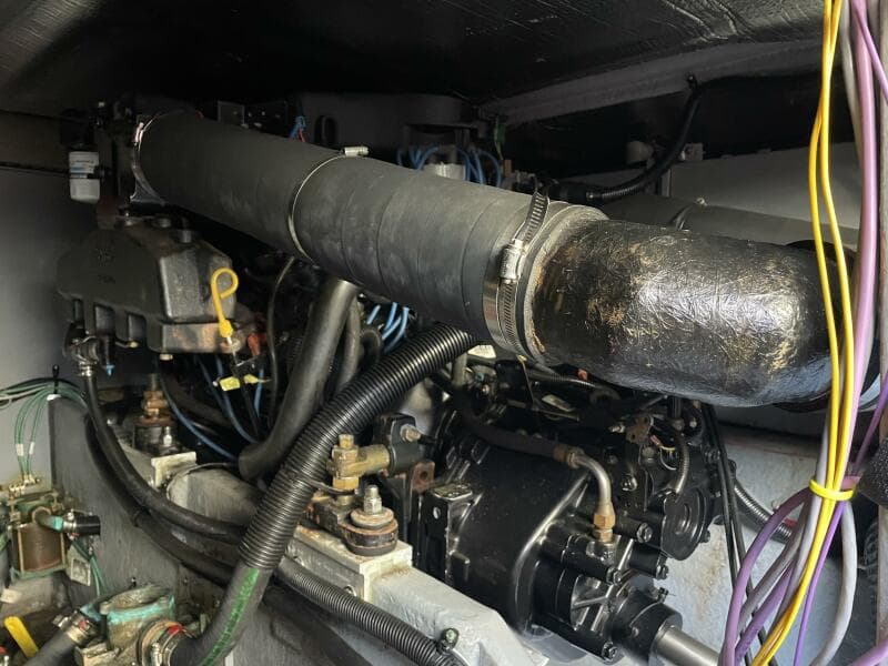 2000 Sea Ray 400 Sedan Bridge