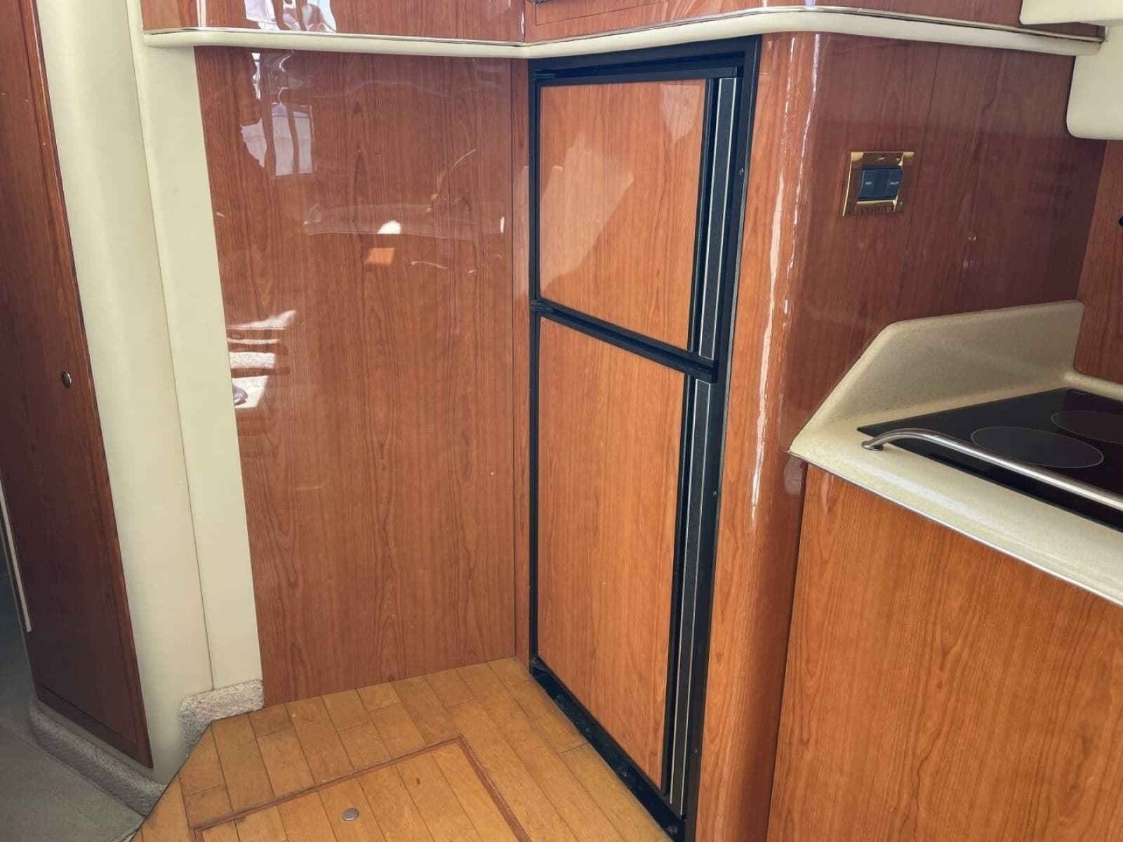 2000 Sea Ray 400 Sedan Bridge - Photo 72