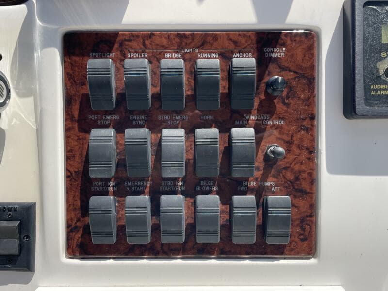 2000 Sea Ray 400 Sedan Bridge