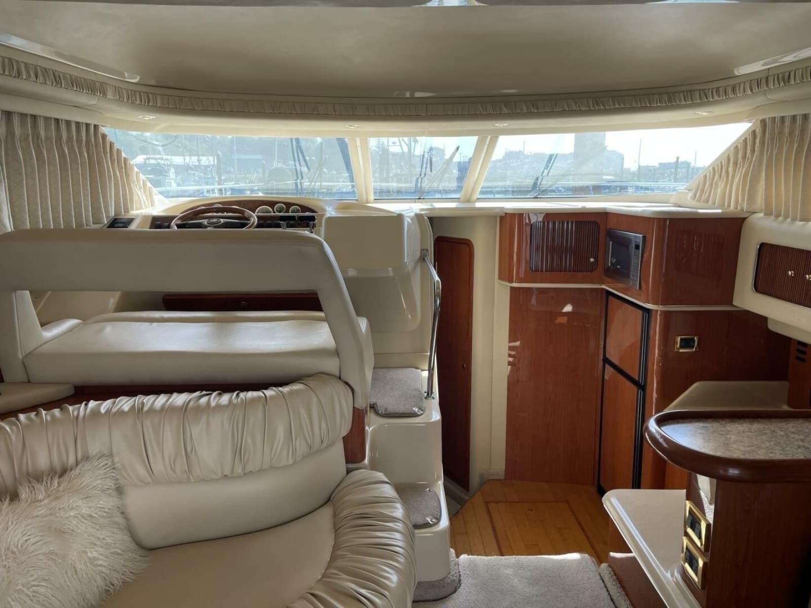 2000 Sea Ray 400 Sedan Bridge - Photo 79