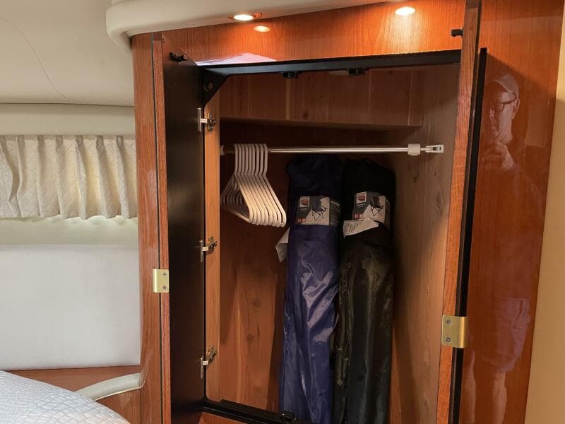 2000 Sea Ray 400 Sedan Bridge