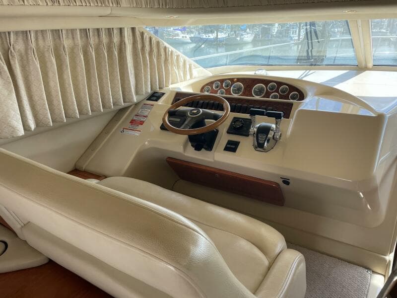 2000 Sea Ray 400 Sedan Bridge