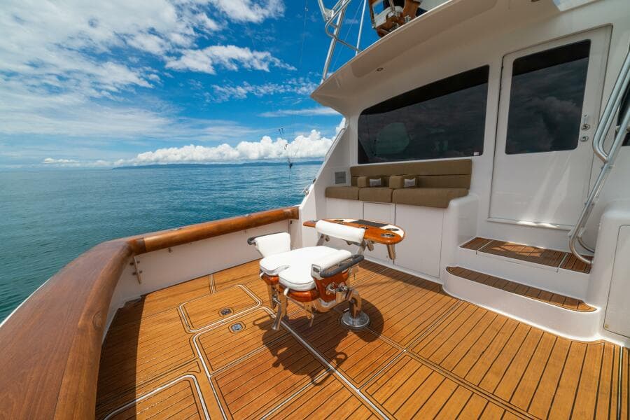 2004 Viking 61 Convertible "Mariah Jean"