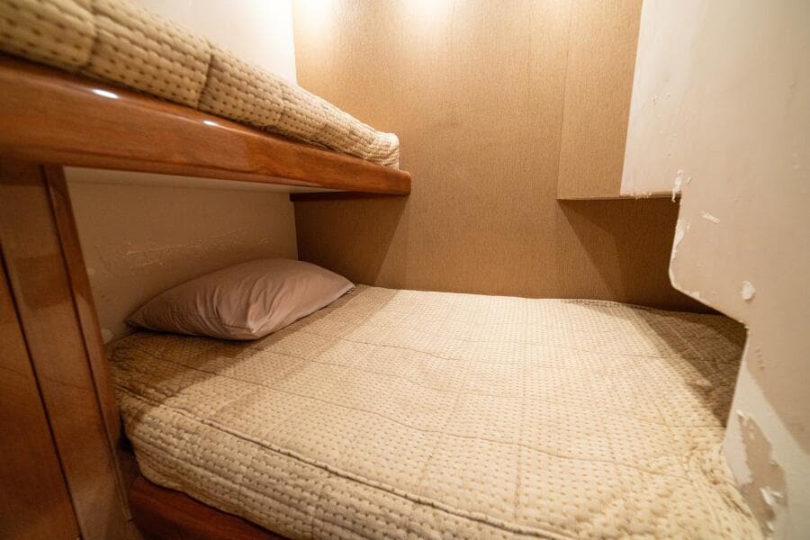 2004 Viking 61 Convertible "Mariah Jean"