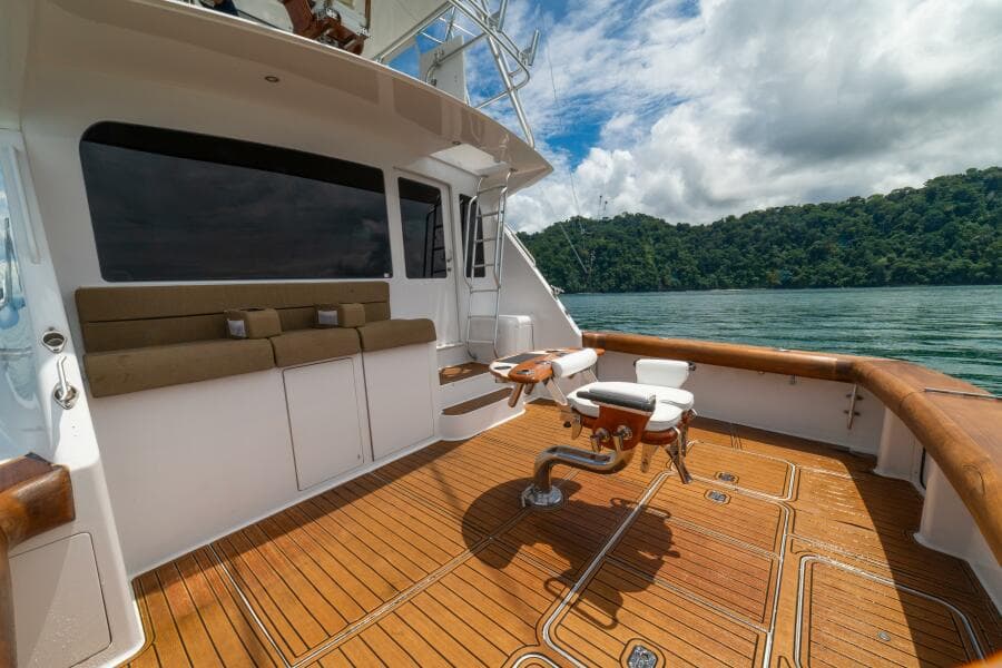 2004 Viking 61 Convertible "Mariah Jean"