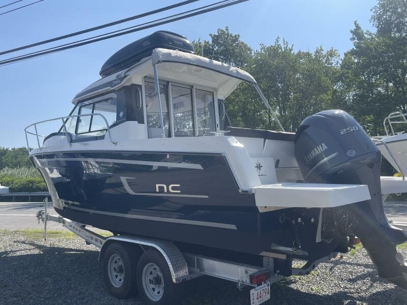 2022 Jeanneau NC 795 S2
