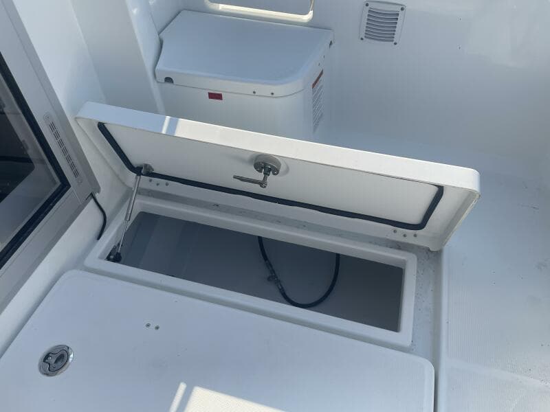 2022 Jeanneau NC 795 S2