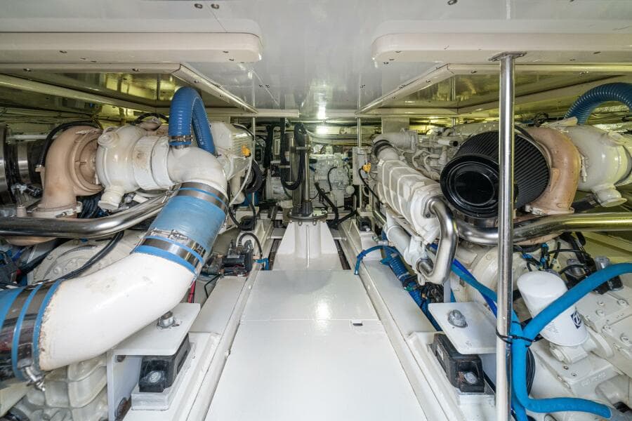 1997 Ricky Gillikan 49C 'Annie Girl" - Engine Room