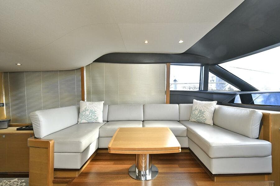 2016 Princess 52 Flybridge