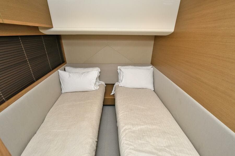 2016 Princess 52 Flybridge